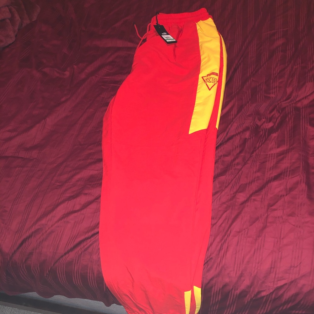 NWT Puma Xo Sweatpants (Retail 100$)